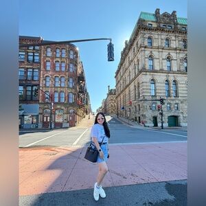 Meet your Posher, Pamela